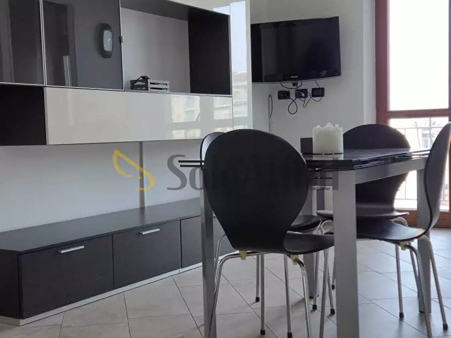 Immagine 2 di Bilocale in affitto  in Largo Bardonecchia 180 a Torino