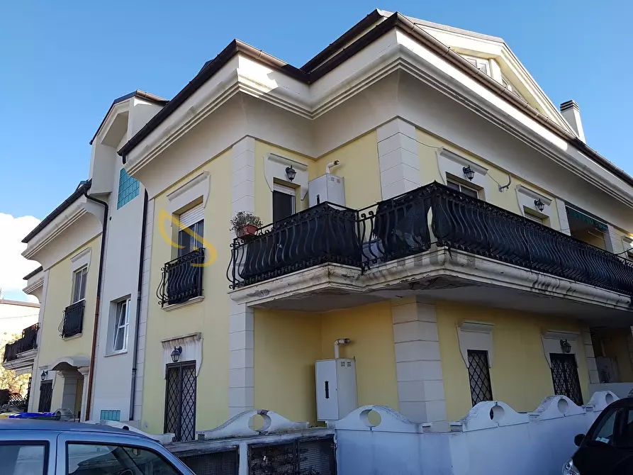 Immagine 9 di Mansarda in affitto  a Catanzaro