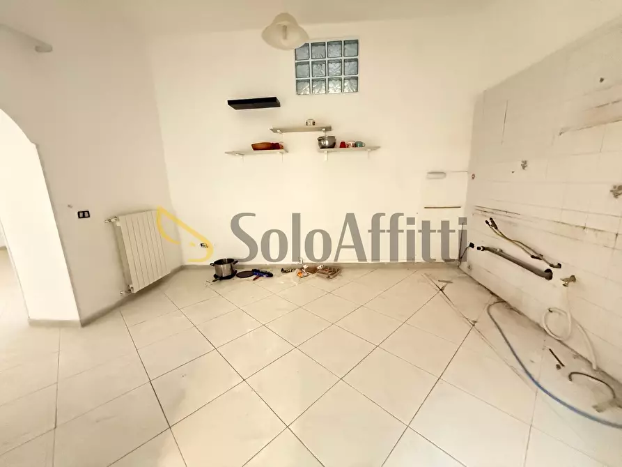 Immagine 10 di Bilocale in affitto  in Via dei Giardini 33 a Caserta