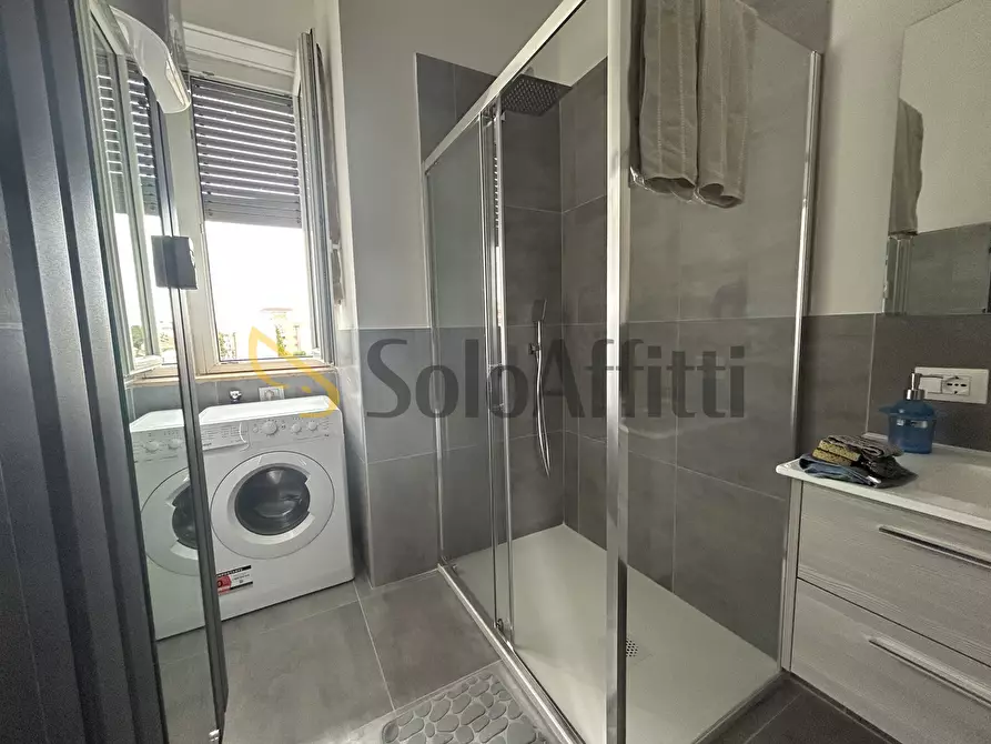 Immagine 14 di Trilocale in affitto  in Via Francesco Cigna 6 a Torino
