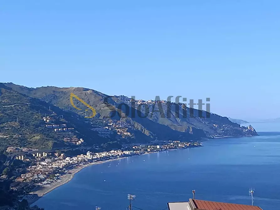 Immagine 1 di Monolocale in affitto  a Taormina