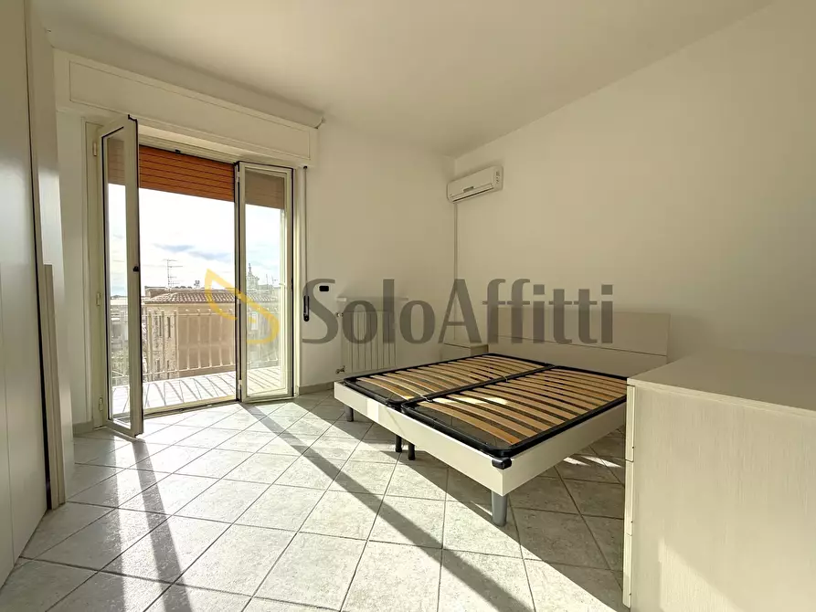 Immagine 1 di Trilocale in affitto  a Catanzaro