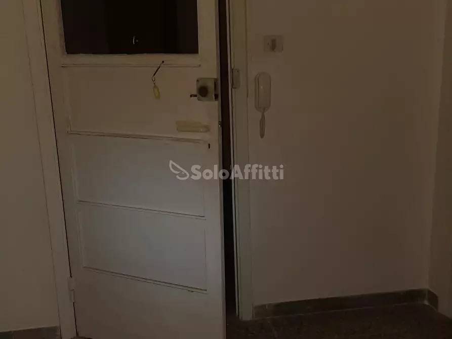 Immagine 18 di Ufficio in affitto  a Livorno