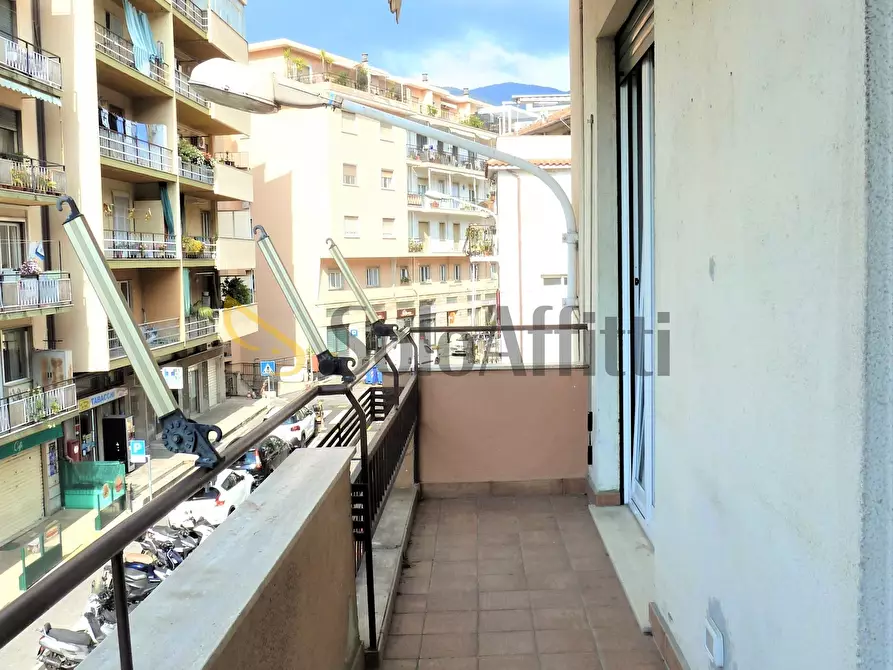 Immagine 19 di Trilocale in affitto  in Via Martiri della Libertà 472 a San Remo