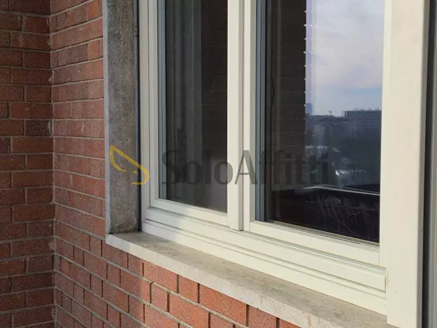 Immagine 22 di Bilocale in affitto  in Largo Bardonecchia 180 a Torino