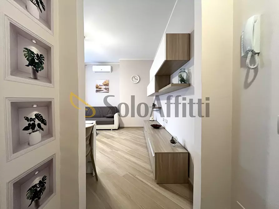 Immagine 13 di Bilocale in affitto  a Catanzaro