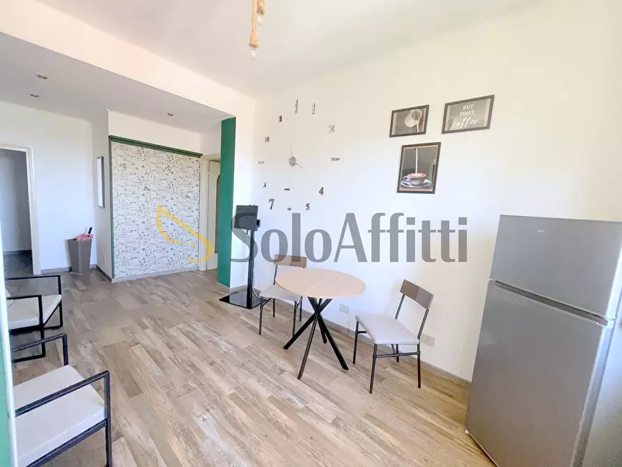 Immagine 1 di Trilocale in affitto  a Osimo