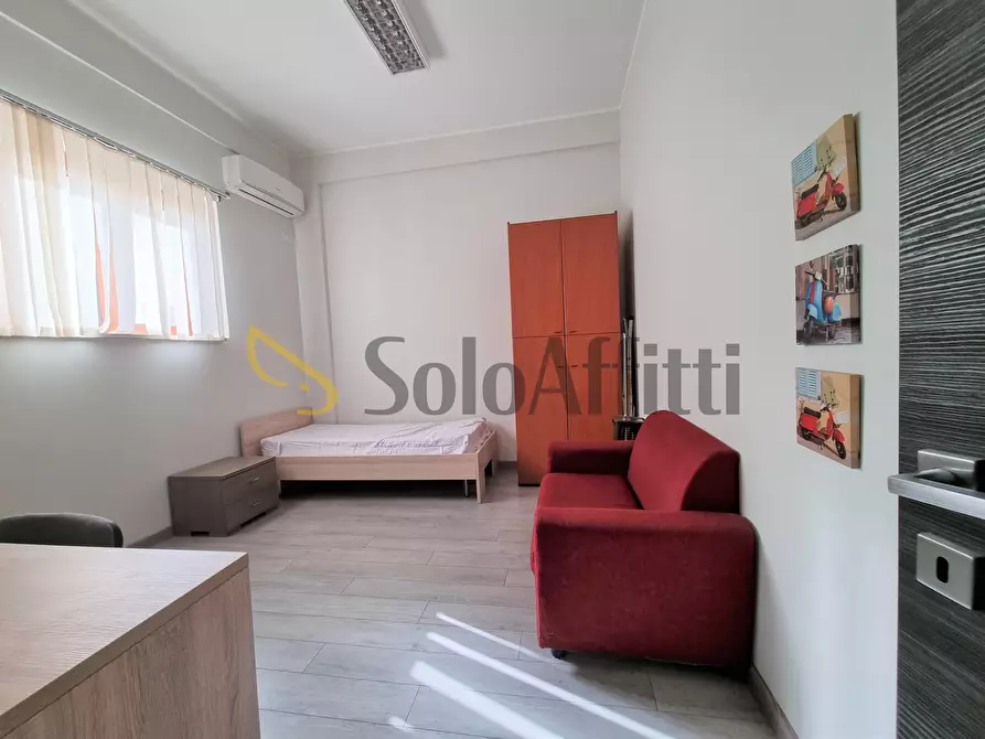 Immagine 1 di Trilocale in affitto  a Catanzaro