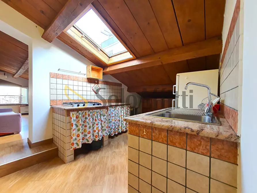 Immagine 5 di Mansarda in affitto  a Catanzaro