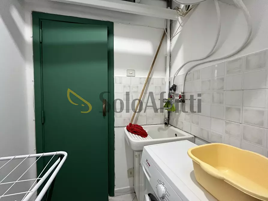 Immagine 14 di Stanza singola in affitto  a Catanzaro
