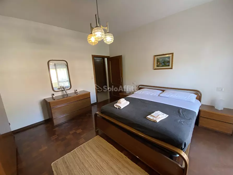 Immagine 16 di Pentalocale in affitto  in Viale Leonardo da Vinci 61a a Rimini