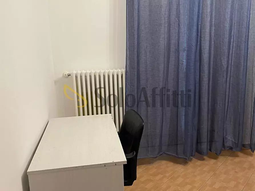 Immagine 14 di Quadrilocale in affitto  in Via Carena a Torino