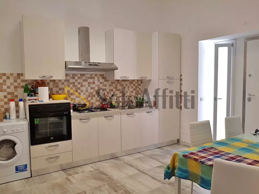 Immagine 1 di Trilocale in affitto  a Catanzaro