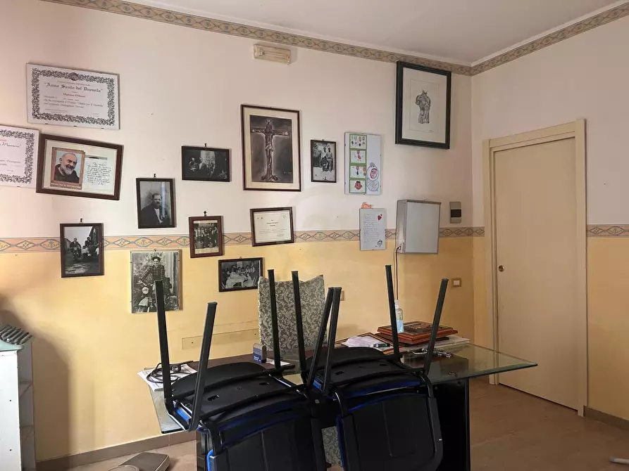 Immagine 5 di Attività commerciale in affitto  a San Pietro Clarenza