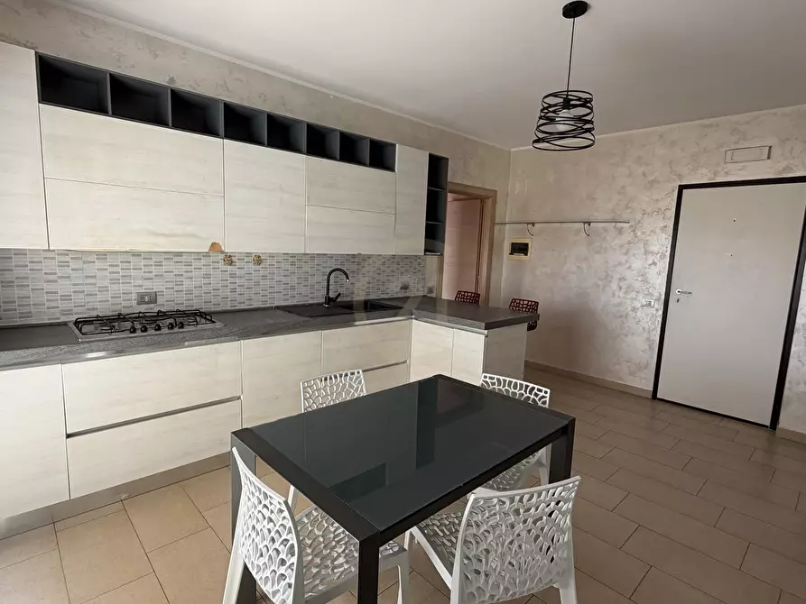 Immagine 3 di Appartamento in vendita  a Camporotondo Etneo