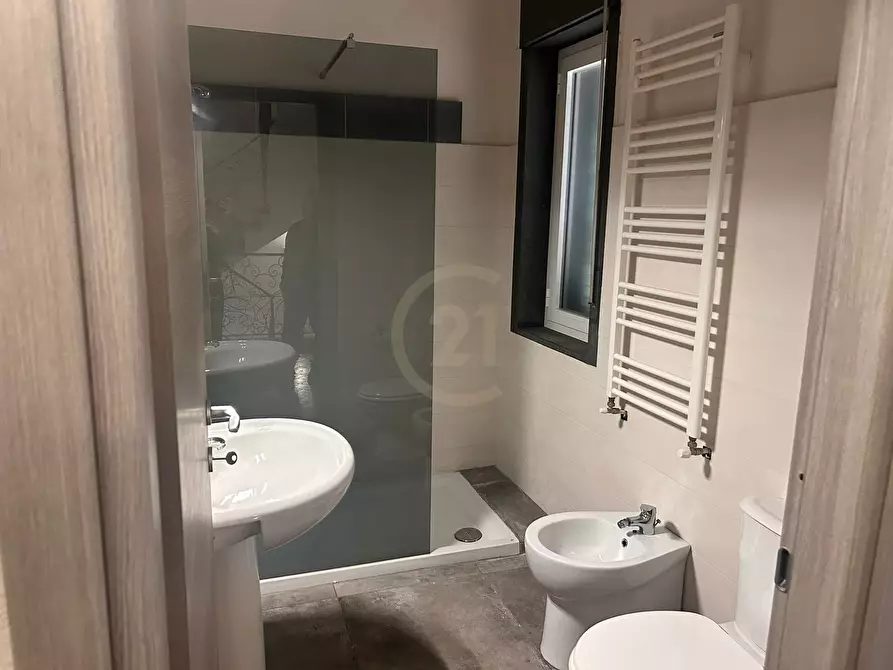 Immagine 6 di Villa in vendita  a Nicolosi