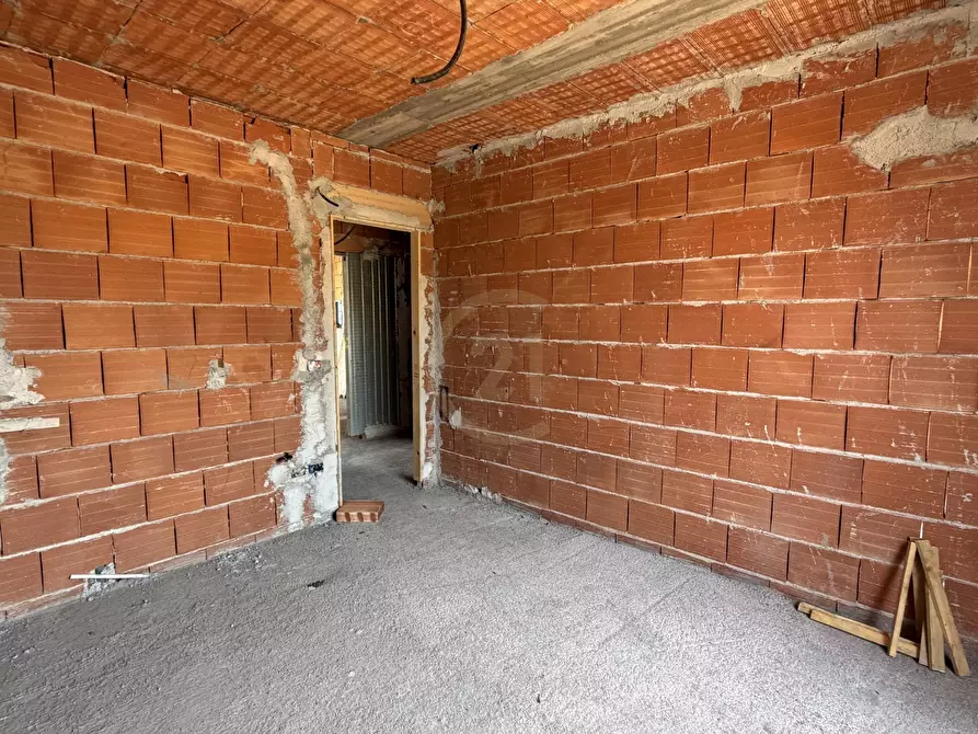 Immagine 27 di Villa in vendita  in Via Aristotele 14 a Mascalucia
