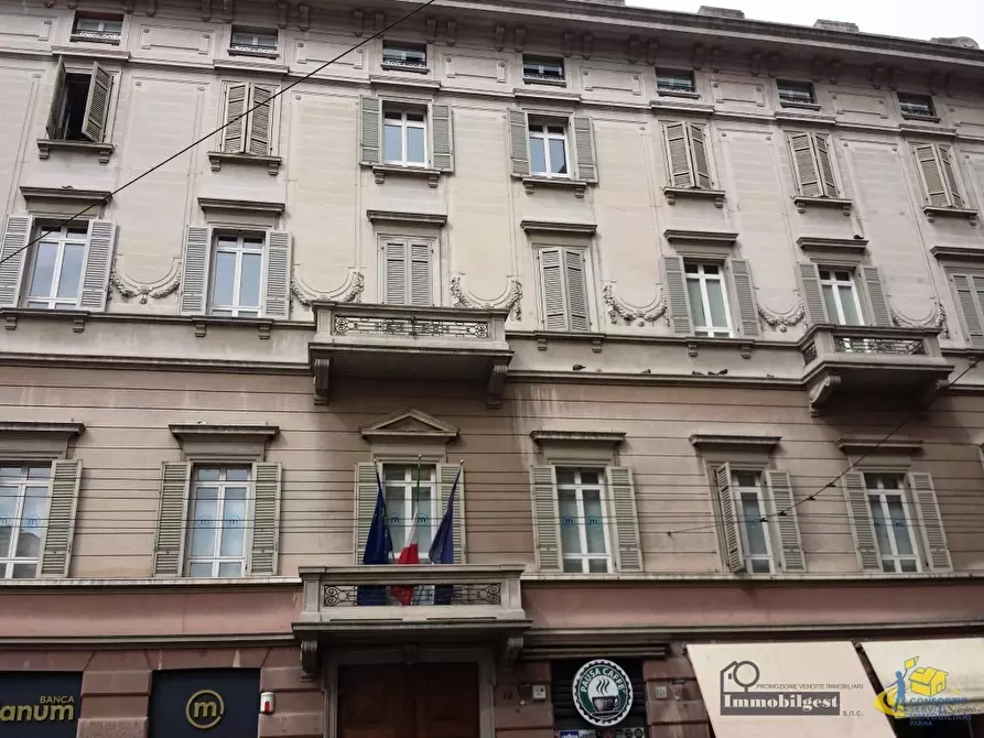 Immagine 15 di Bilocale in affitto  in Via Garibaldi 12 a Parma