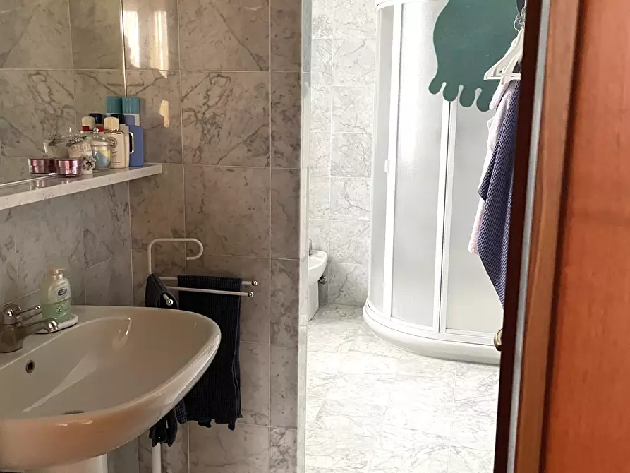 Immagine 27 di Villa in vendita  in Via Fontana Anna a Traversetolo