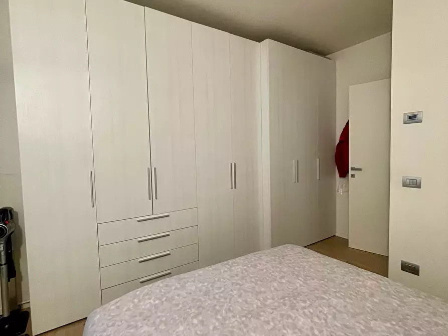 Immagine 12 di Bilocale in affitto  in Viale Tanara a Parma