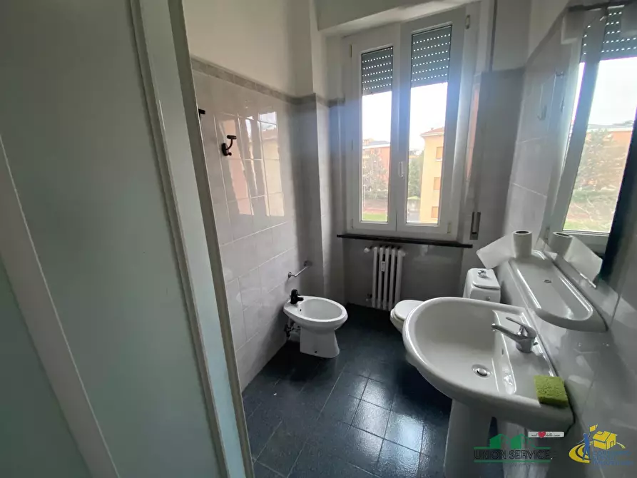 Immagine 15 di Trilocale in vendita  in Via Scarabelli Zunti 18 a Parma