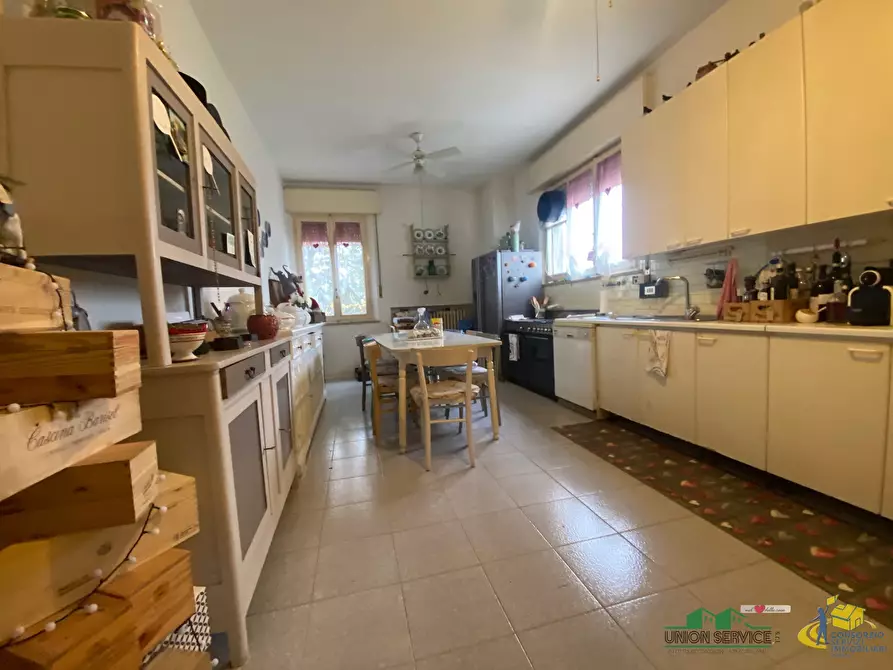 Immagine 25 di Villa in vendita  in Via Giosuè Carducci 3 a Medesano
