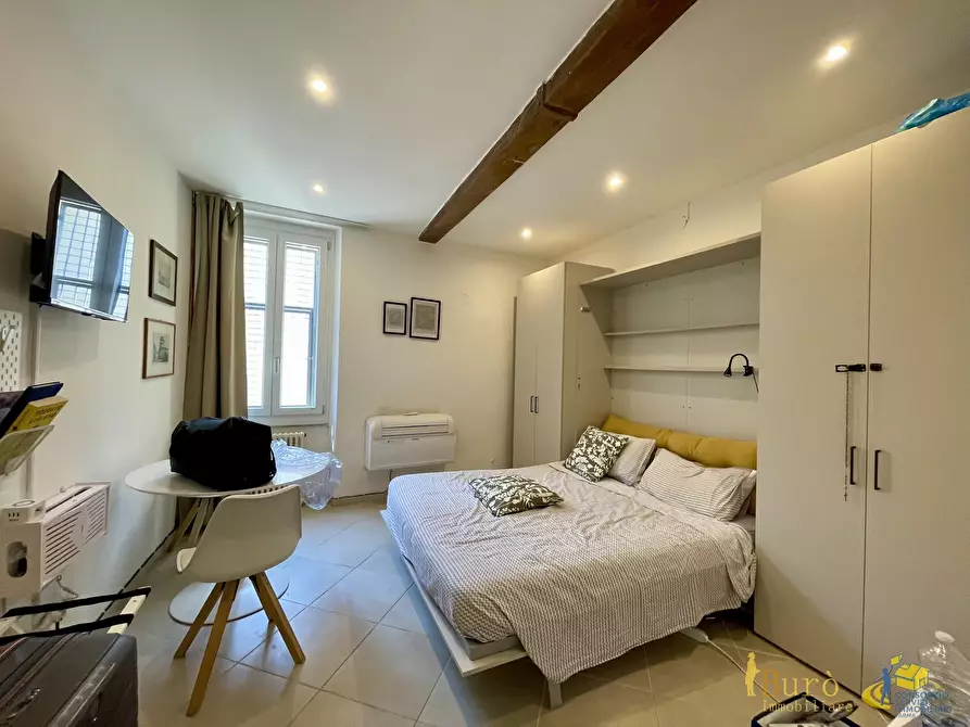 Immagine 1 di Monolocale in vendita  in Borgo Guazzo 40 a Parma