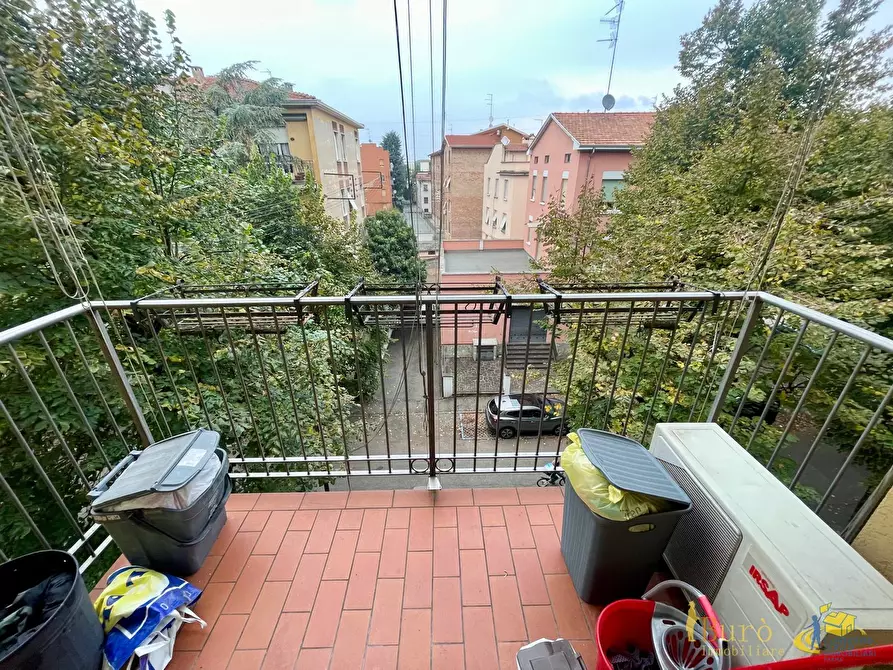 Immagine 5 di Stanza singola in affitto  in Via isola 44 a Parma