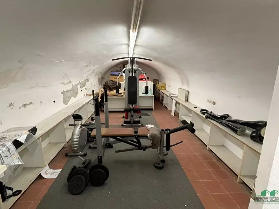 Immagine 11 di Locale commerciale in vendita  in Strada Garibaldi a Parma