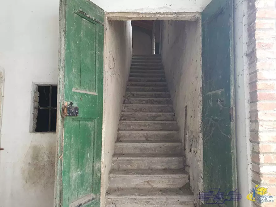 Immagine 6 di Porzione di casa in vendita  a Langhirano