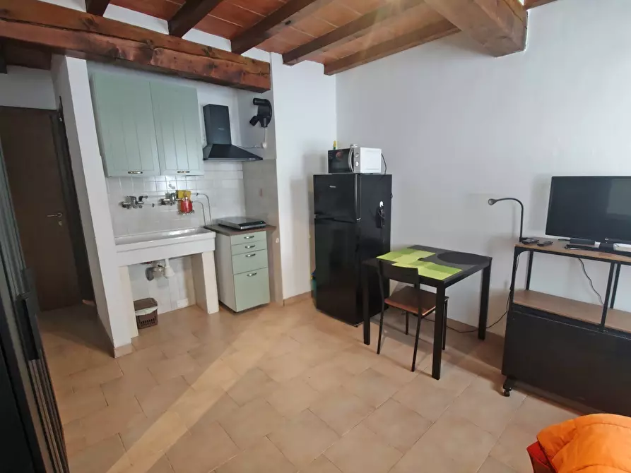 Immagine 11 di Palazzo in vendita  in Strada XX Settembre a Parma