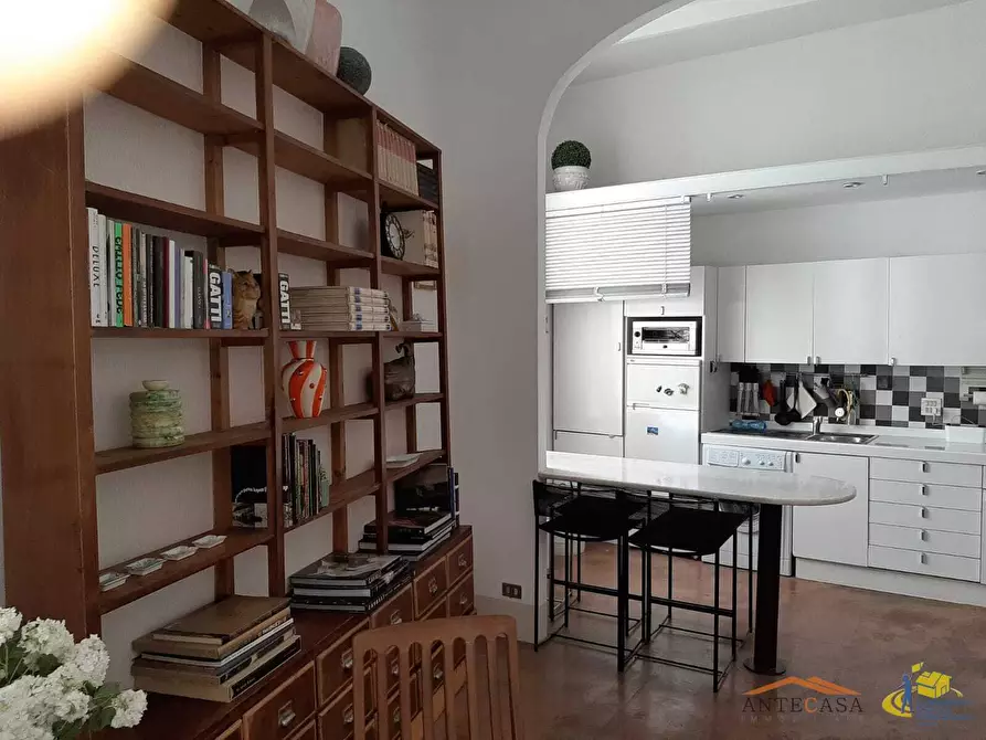 Immagine 1 di Bilocale in vendita  in Strada Luigi Carlo Farini 49 a Parma