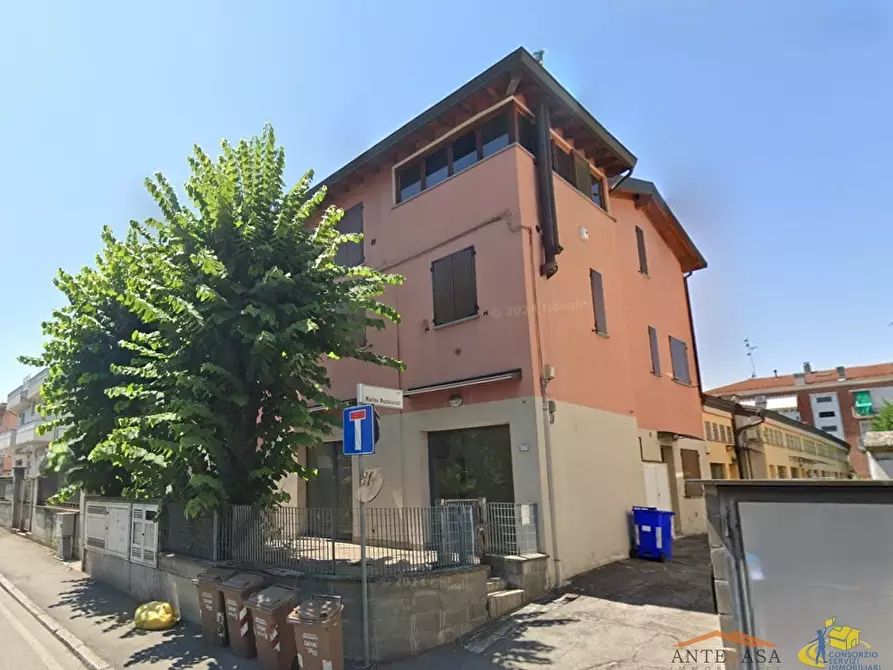 Immagine 1 di Bilocale in vendita  in Via Savani a Parma