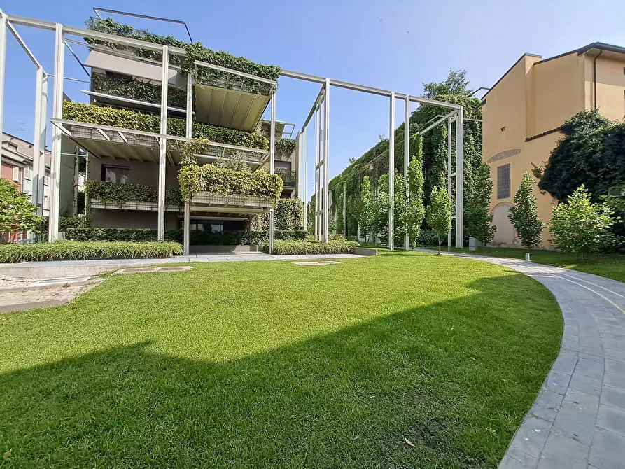 Immagine 31 di Trilocale in vendita  in Borgo delle Grazie 3 a Parma