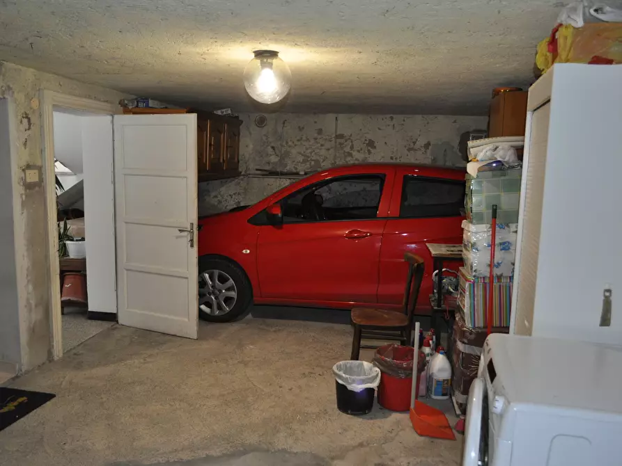 Immagine 53 di Trilocale in vendita  in Via Trento 13 a Bedonia