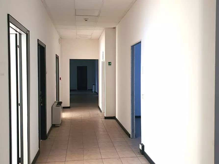 Immagine 2 di Ufficio in affitto  in Via Emilia Est 210 a Parma