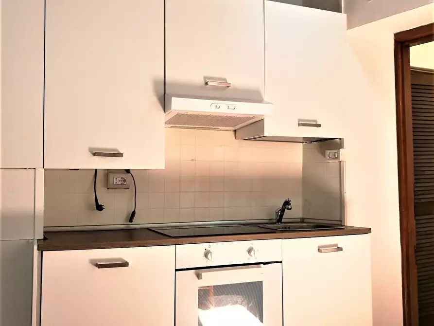 Immagine 1 di Bilocale in affitto  in Via Saffi a Parma