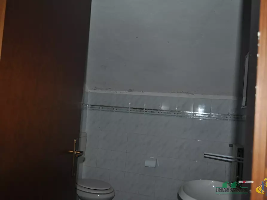 Immagine 17 di Appartamento in vendita  in Vicolo San Tiburzio a Parma