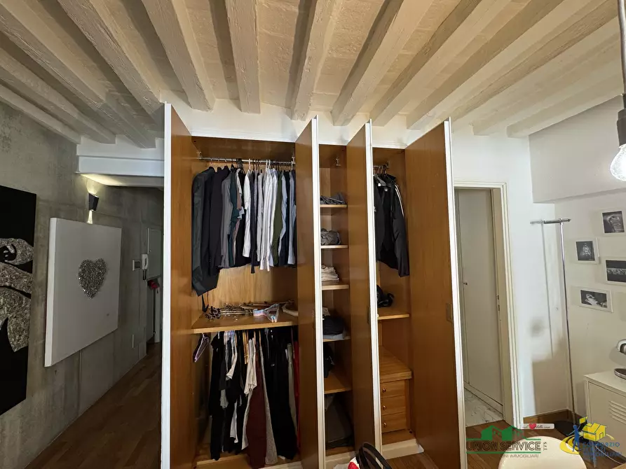 Immagine 10 di Loft/Open space in vendita  in Strada Garibaldi a Parma