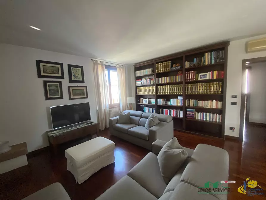 Immagine 45 di Casa bifamiliare in vendita  in Via Pietro Nenni 7/9 a Noceto
