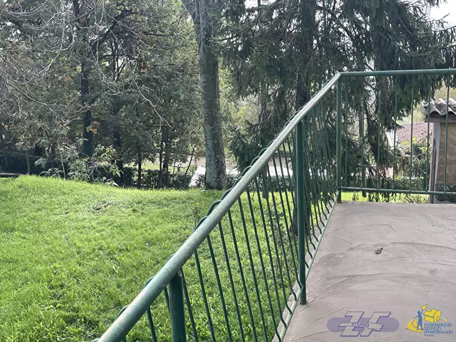 Immagine 25 di Porzione di casa in vendita  in via goiano a Langhirano