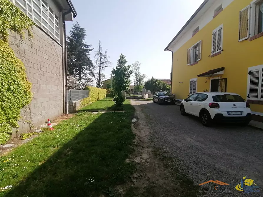 Immagine 15 di Casa bifamiliare in vendita  in Via Cornetole a Poviglio