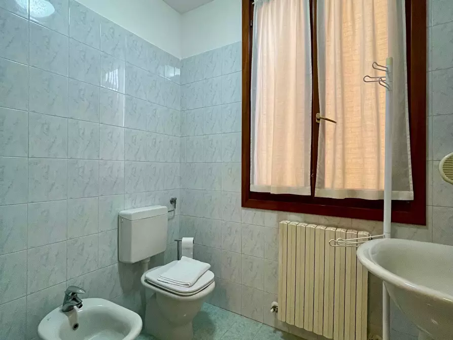 Immagine 12 di Bilocale in affitto  in Via Marchesi a Parma