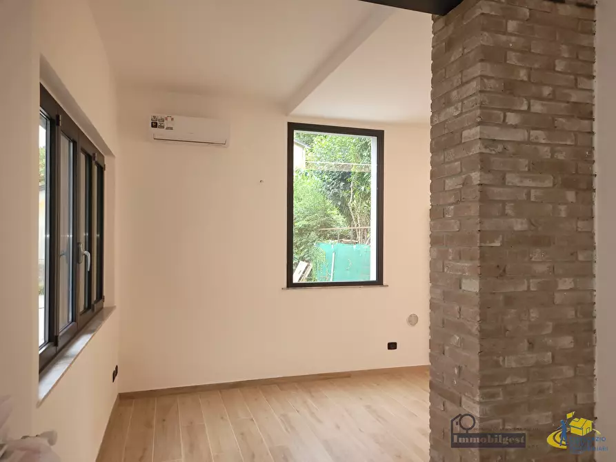 Immagine 10 di Bilocale in vendita  in Strada Manara 4 a Parma