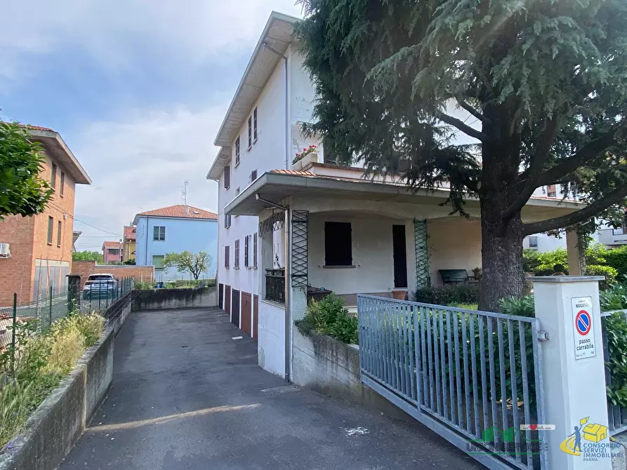 Immagine 3 di Quadrilocale in vendita  in Via Pietro Mascagni 1 a Noceto