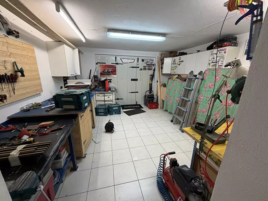 Immagine 48 di Trilocale in vendita  in Via Torino a Collecchio