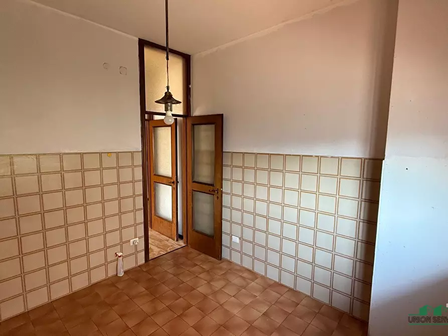 Immagine 14 di Quadrilocale in vendita  in Viale Vittorio Bottego 10 a Parma