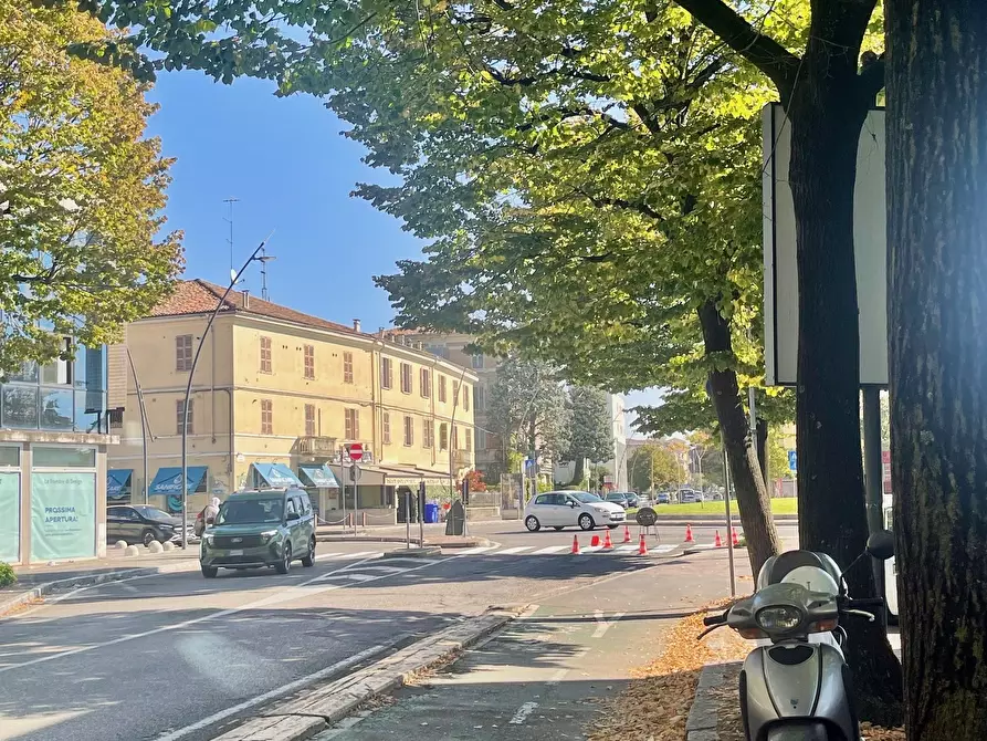 Immagine 7 di Garage in vendita  in VIALE PIACENZA 18 a Parma