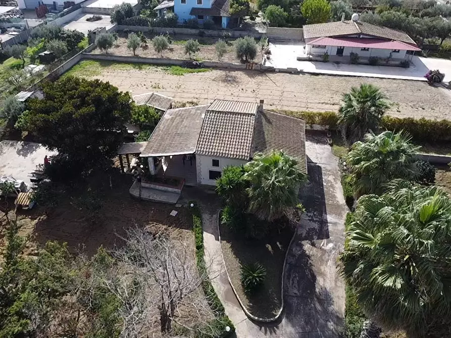 Immagine 36 di Villa in vendita  in Via del Giglio a Ispica