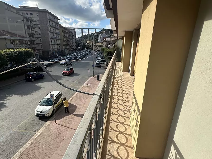 Immagine 2 di Appartamento in vendita  in Traversa IV Medaglie D'Oro 42 a Modica